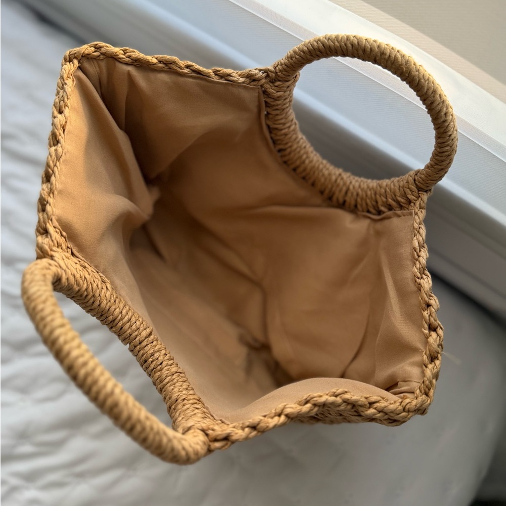 Handwoven Tan Straw Tote Bag with Round Handles - Picture 3 of 4